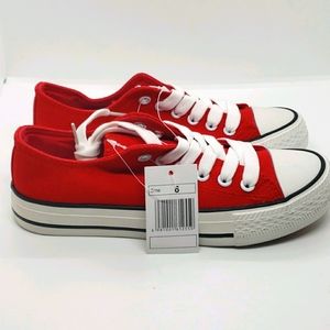 INSEKTA Tennis shoes